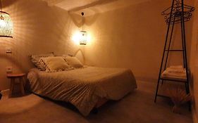 Logement Chaleureux Avec Parking Gratuit